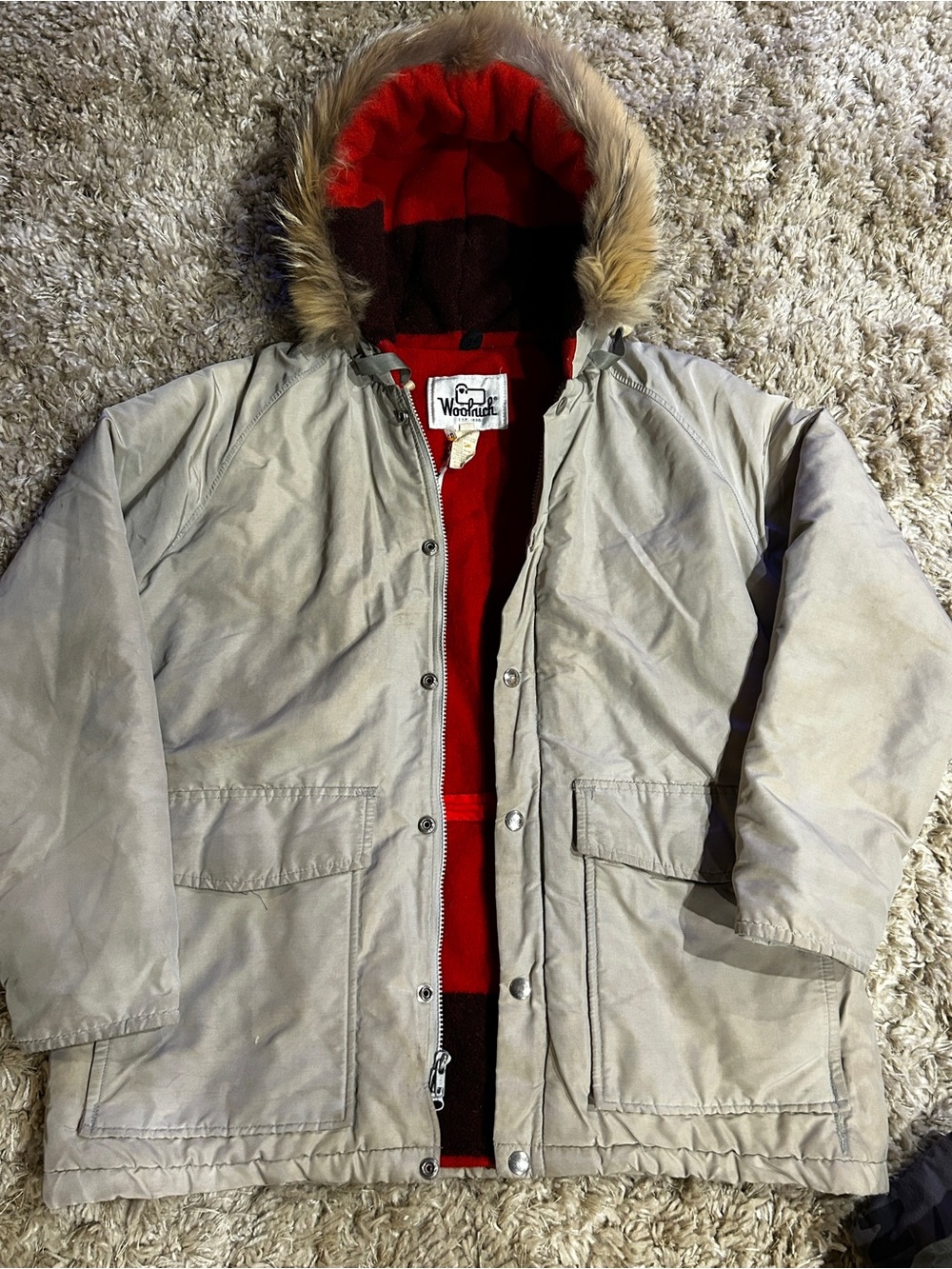 Vintage Woolrich Men's Artic Parka in Grey w/ Red Wool Lining & Coyote Fur Trim